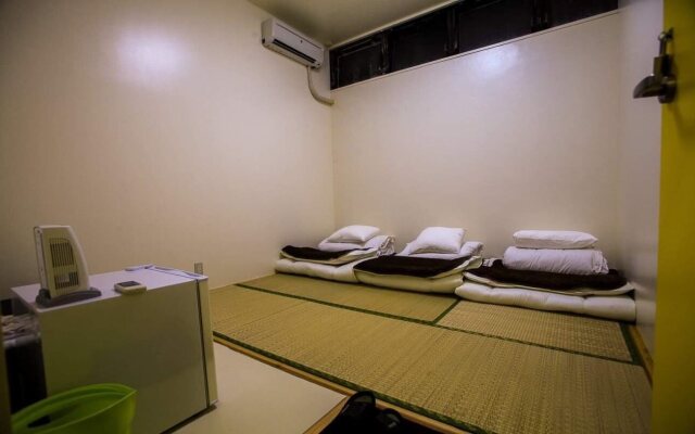 OkinawaStay Hostel
