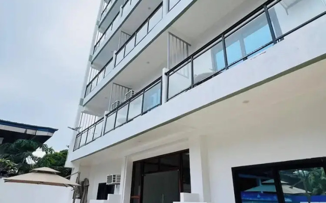 Ocean Star Hotel