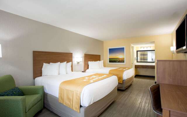 Days Inn by Wyndham Apopka/Orlando