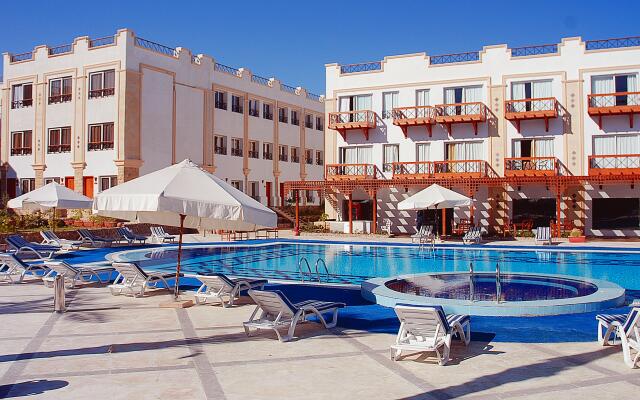 Falcon Naama Star Hotel
