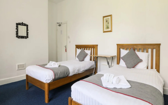 OYO Hala Guest House