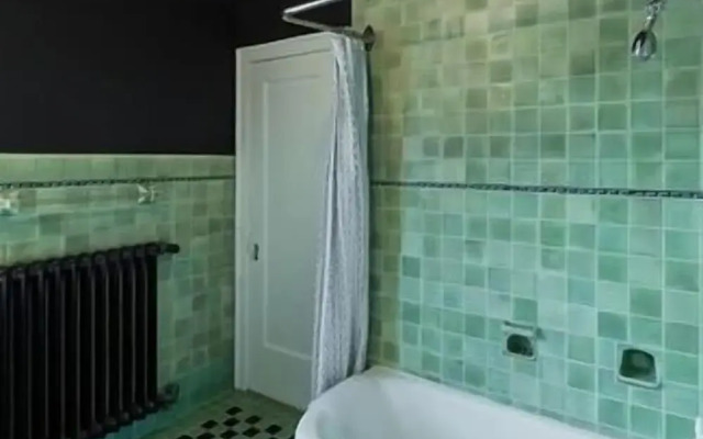Knob Hill Bed & Breakfast