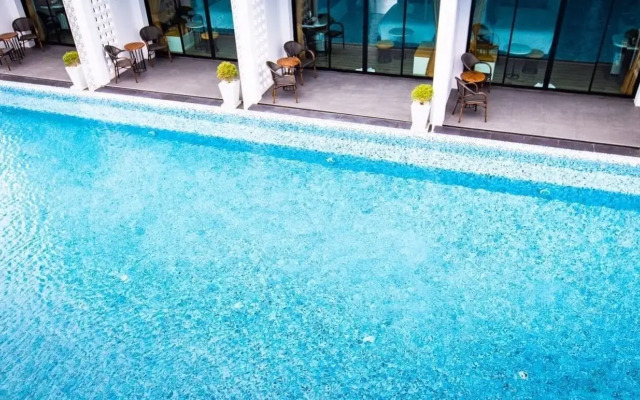 Chaanburi Boutique Resort