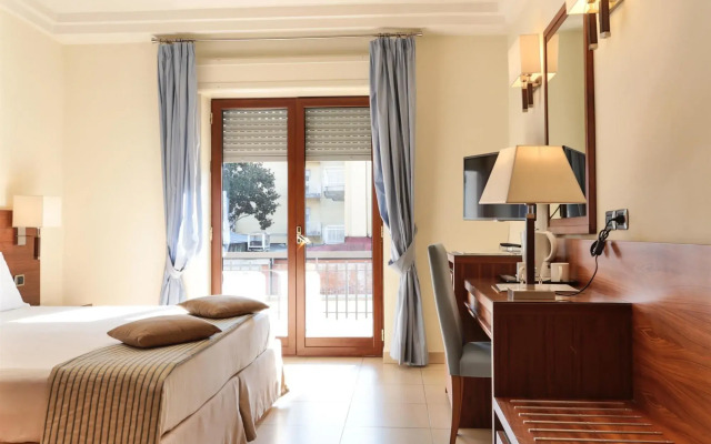 Suites & Residence Hotel Napoli