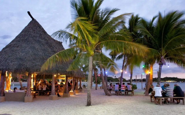 Oasis Pool Villa - Musket Cove - Fiji