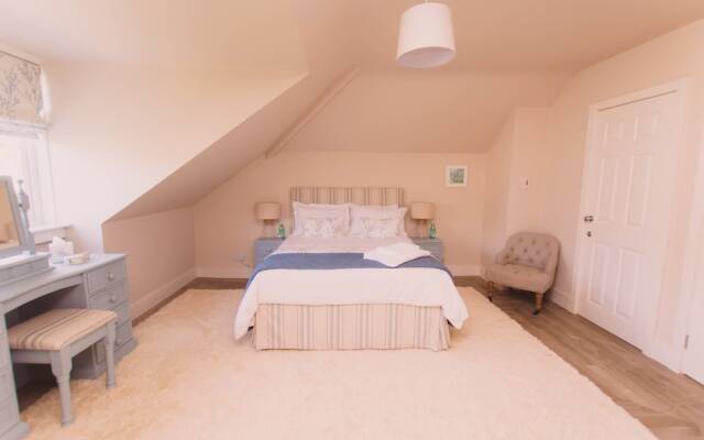 15 Alloway B&B