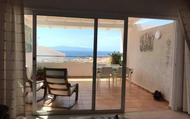 Lovely Duplex - Two Bedroom Community pool - Near beach