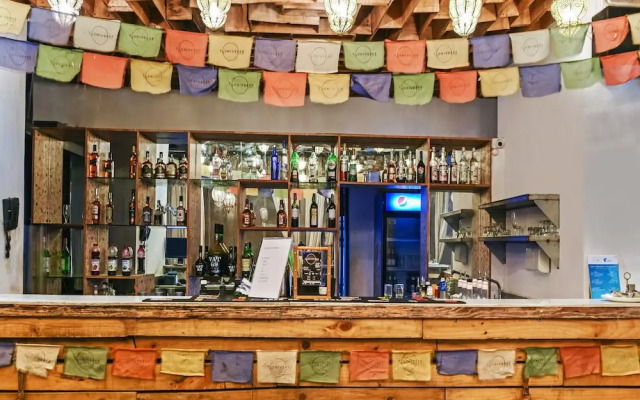 Capital O 18514 Hotel Royal Empire