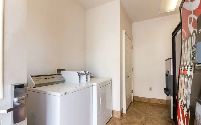 Studio 6-Lubbock, TX - Medical Center