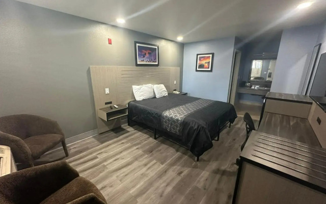 Orange Tustin Inn