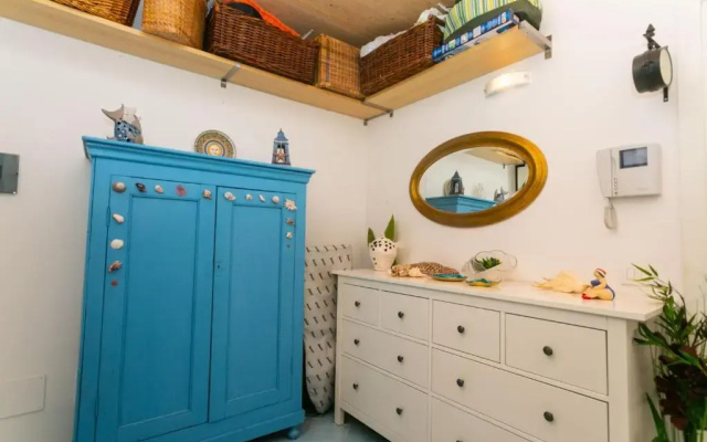 N233 - Numana, bilocale in residence con piscina