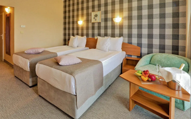 Mirabelle Hotel