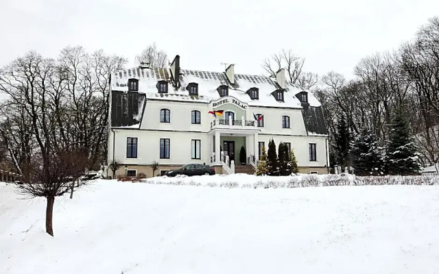 Hotel Pałac w Myślęcinku