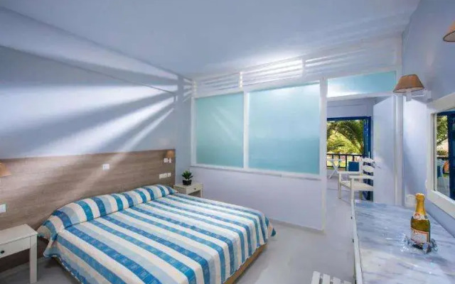 Stella Village Hotel & Bungalows
