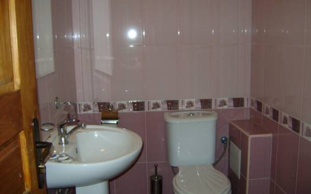 Guest Houses Todorini Kashti