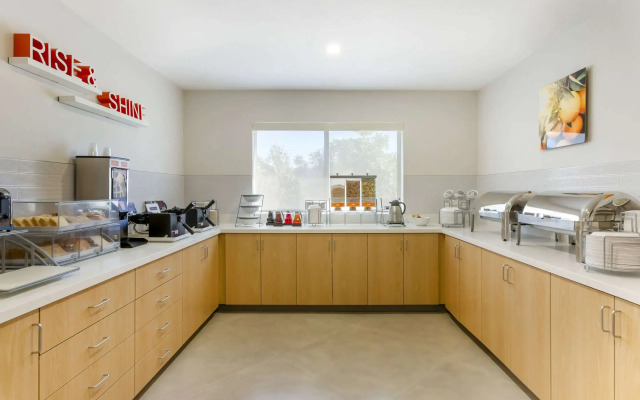 Comfort Suites At Tucson Mall