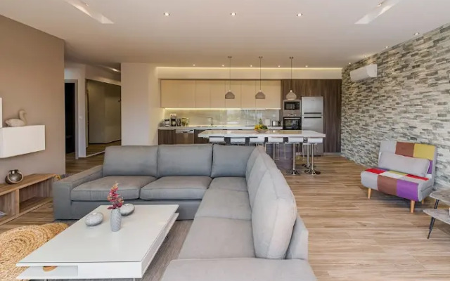 Nastazia Luxury Beach House
