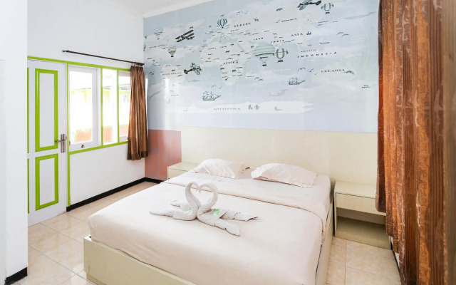 Villa Panderman Indah