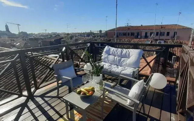 Your Terrace in Venice