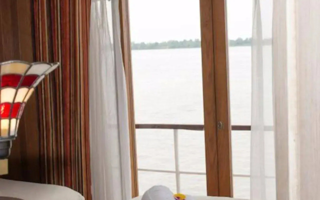 L'Amant Cruise
