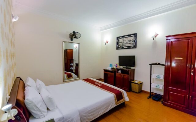 A25 Hotel 385 Hoang Quoc Viet