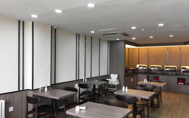 Hanting Hotel Changchun People's Square Jida Second Courtyard