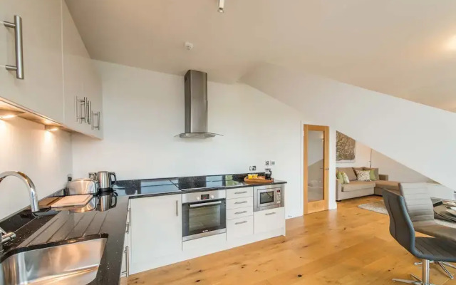 Hampden Apartments - The Victoria
