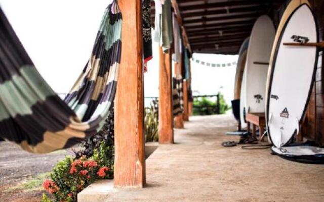 Magnific Rock - Surf Resort & Yoga Retreat Nicaragua - Hostel