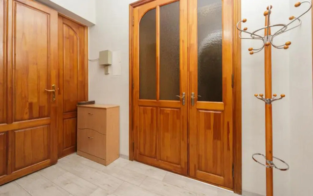 Apartment Zhukovskogo 17