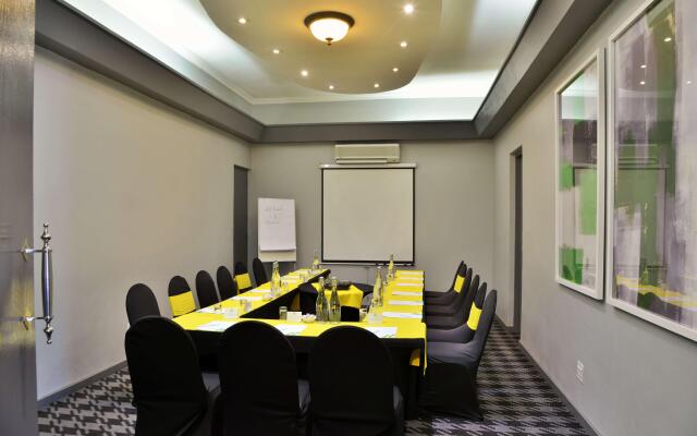 Holiday Inn Johannesburg Airport by IHG
