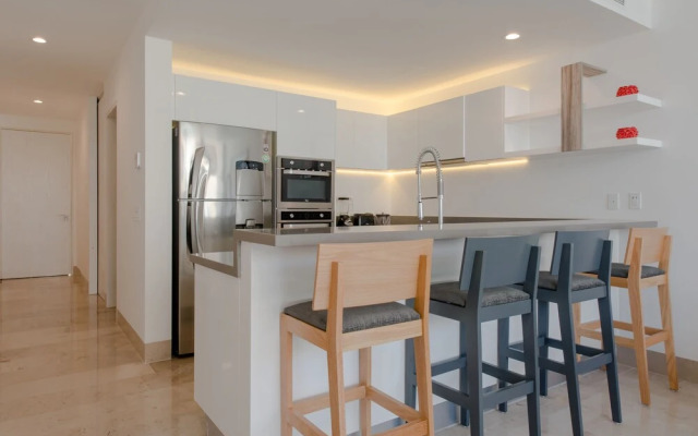 Oceana-314 by Playa District