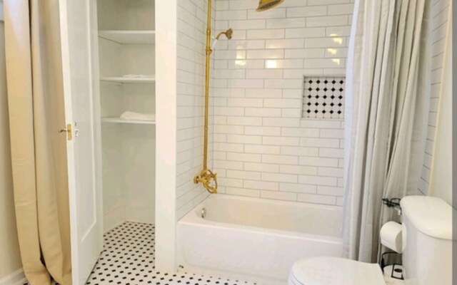 Renovated Urban Condos in Mid City