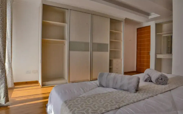 Edmor Residences - Riverside