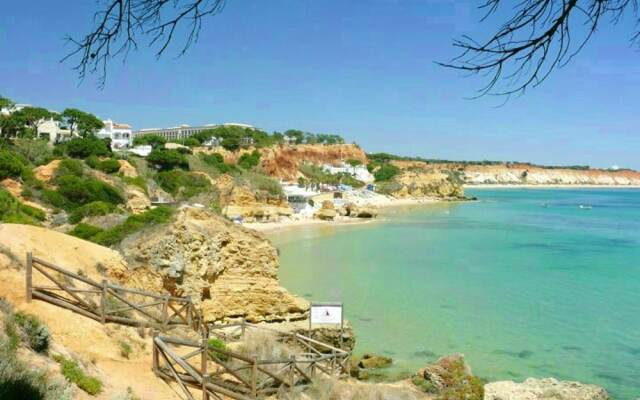 Apartment With one Bedroom in Albufeira, With Wonderful Mountain View,