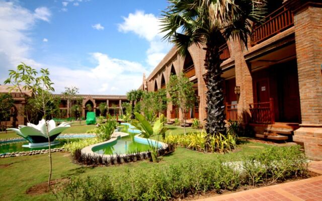 Famous Hotel Bagan