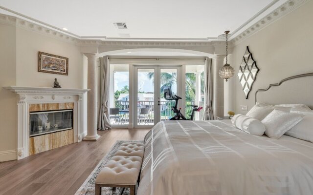 Luxury Home Villa D' Amore Southern Florida Paradise Sleeps 10 5 Bedroom Villa by RedAwning