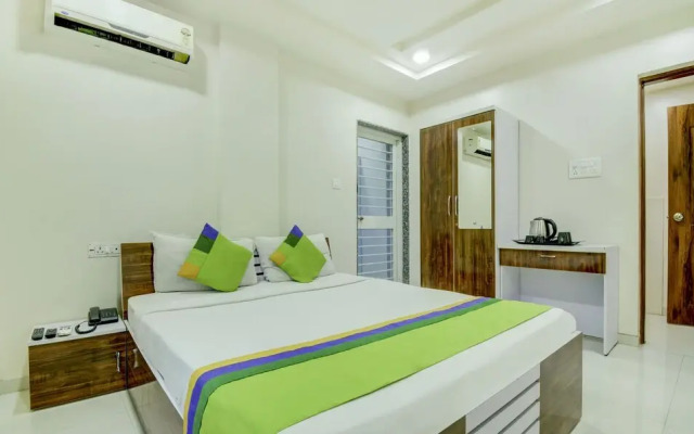 Treebo Trip White Castle