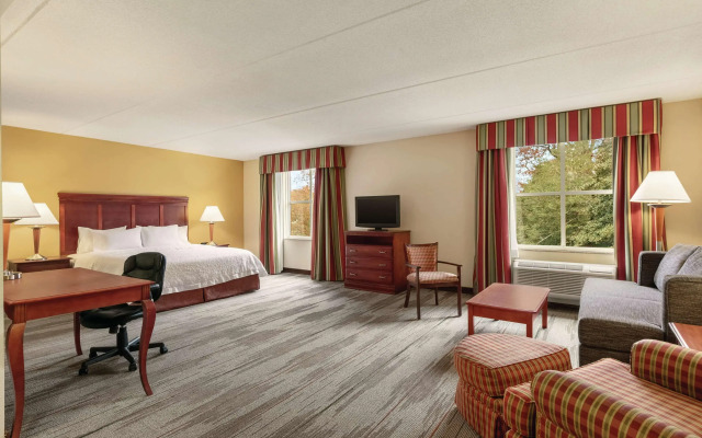 Hampton Inn & Suites Williamsburg Historic District