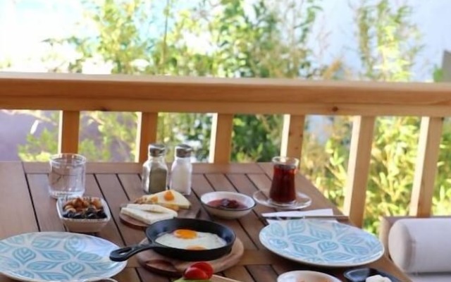 Life Butiq Hotel