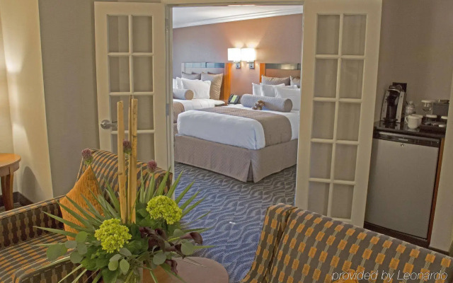 Bushkill Inn and Conference Center
