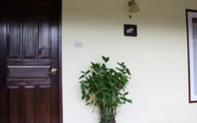 OYO 1124 Sinaree Resort