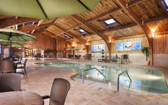 DoubleTree by Hilton Roseville Minneapolis