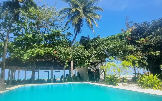 Garden Beach Bungalows