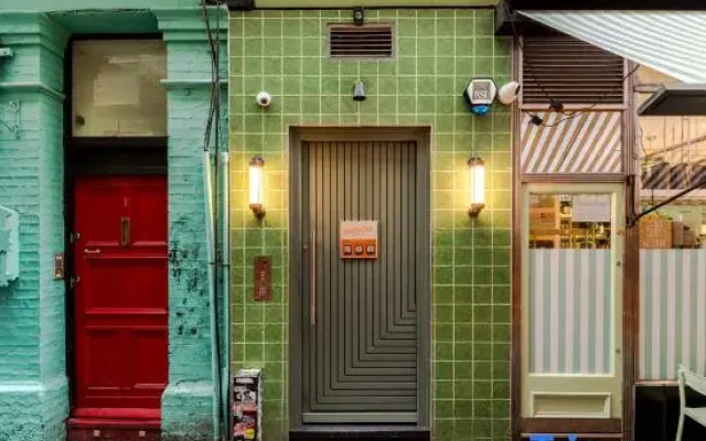 The Italian Collection - Soho - by Frankie