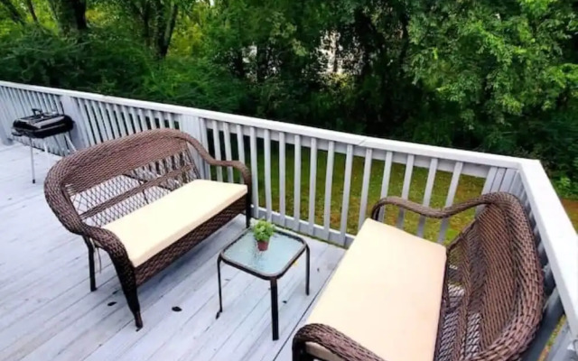 47th Place Forest Park