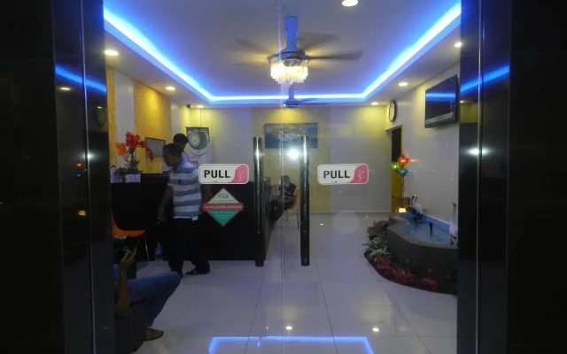 Yellow Mansion Hotel Banda Kaba