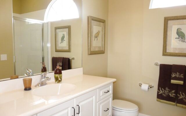 Large Waterfront Home With All-day sun on Pool