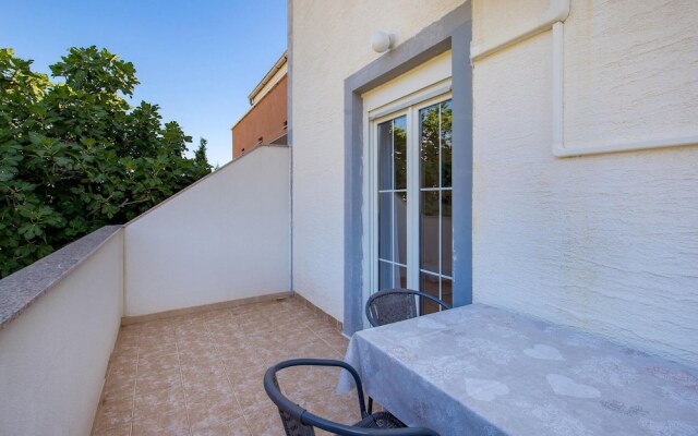 Stunning Home in Barbat-rab With Wifi and 2 Bedrooms