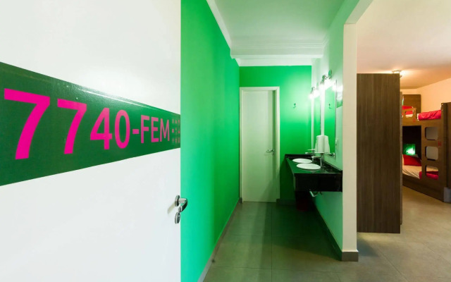 Concept Design Hostel & Suite