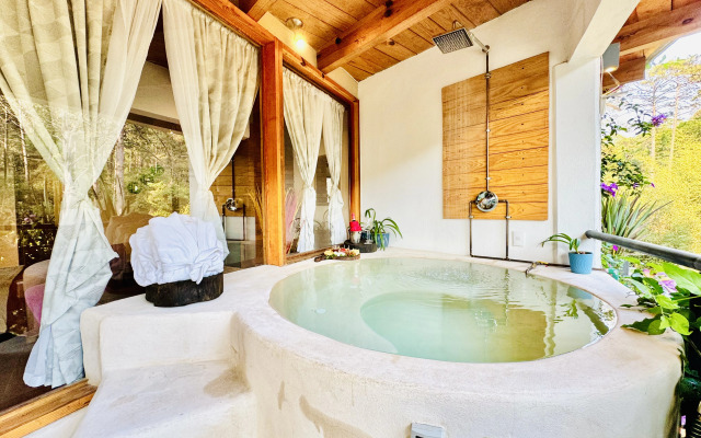 Encino House Hotel Boutique